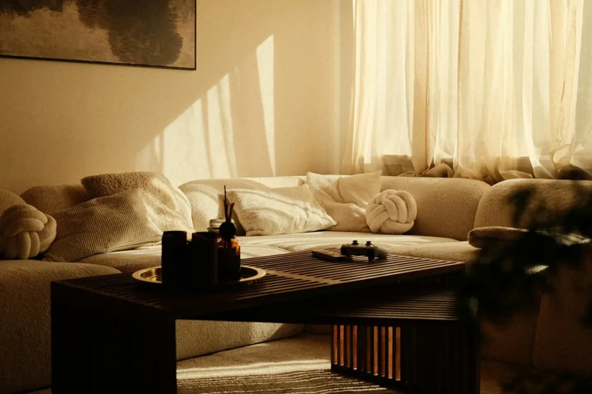 Thoughtful natural textures in a comfortable home